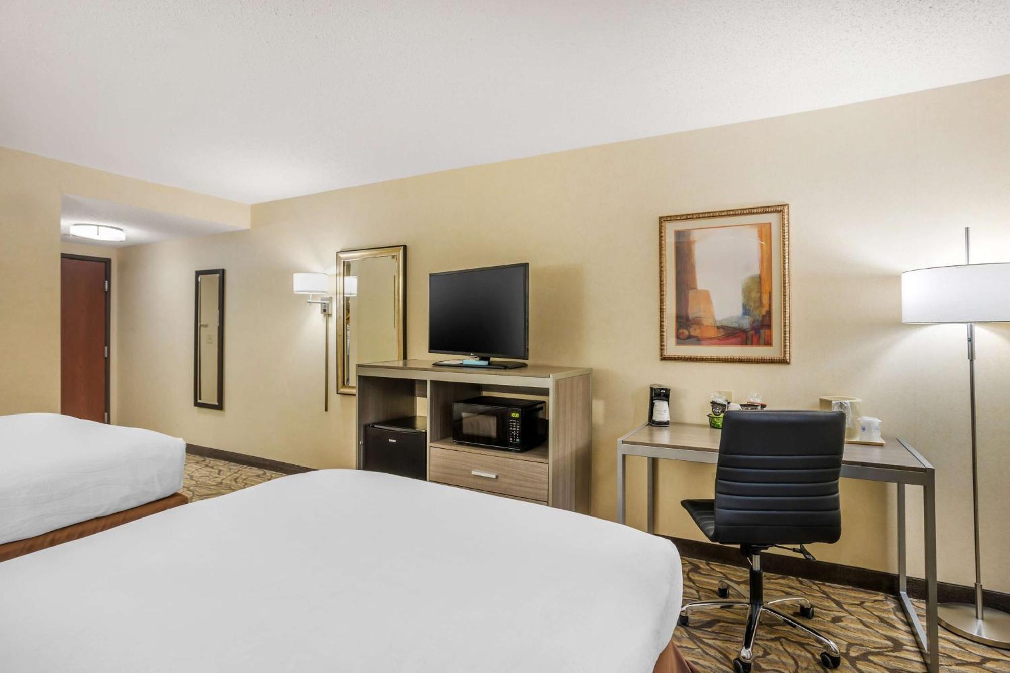 Best Western Danville Inn Bagian luar foto