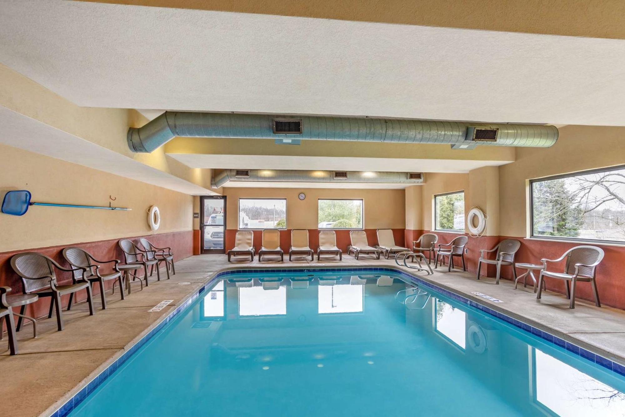 Best Western Danville Inn Bagian luar foto