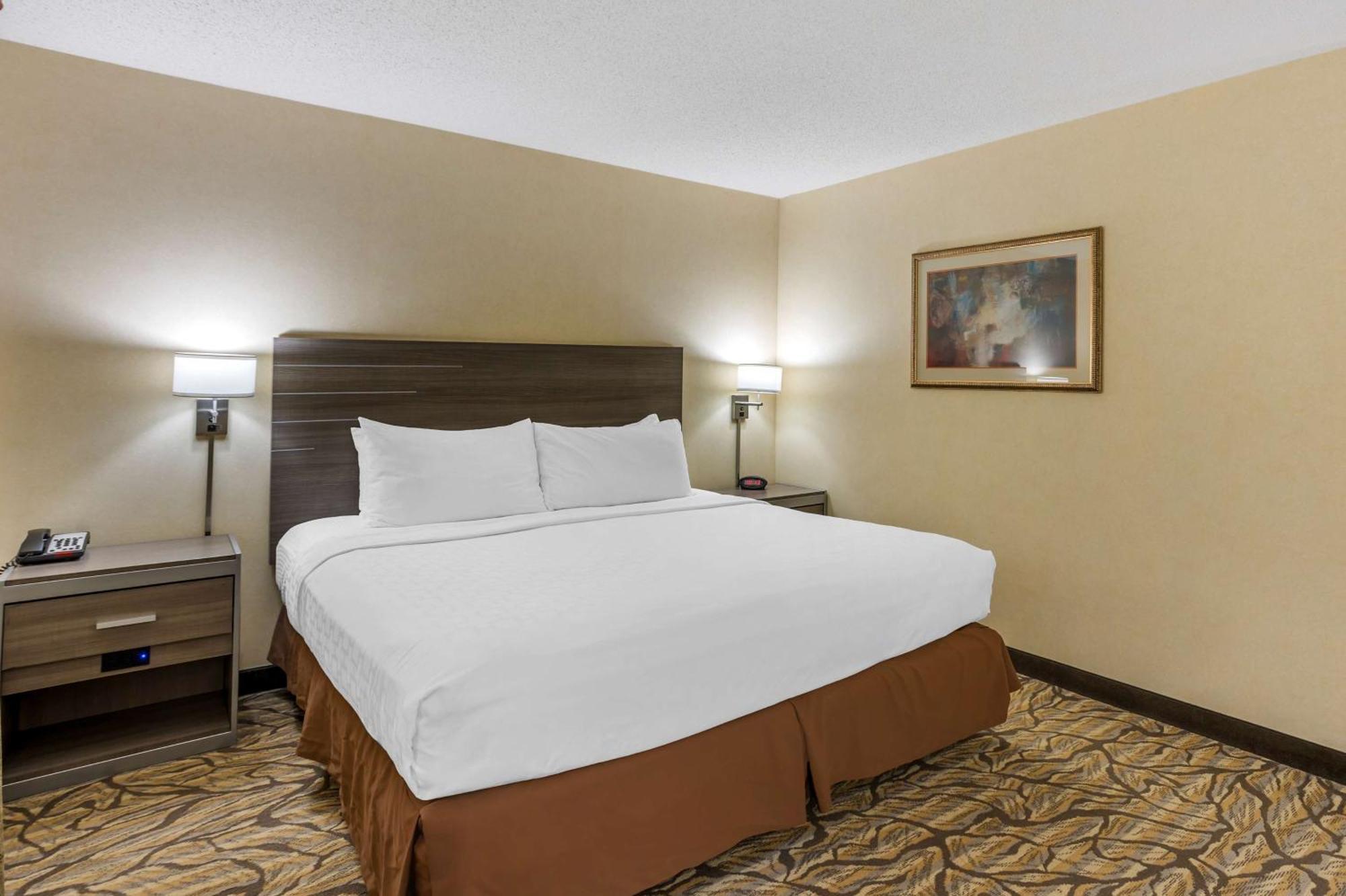 Best Western Danville Inn Bagian luar foto