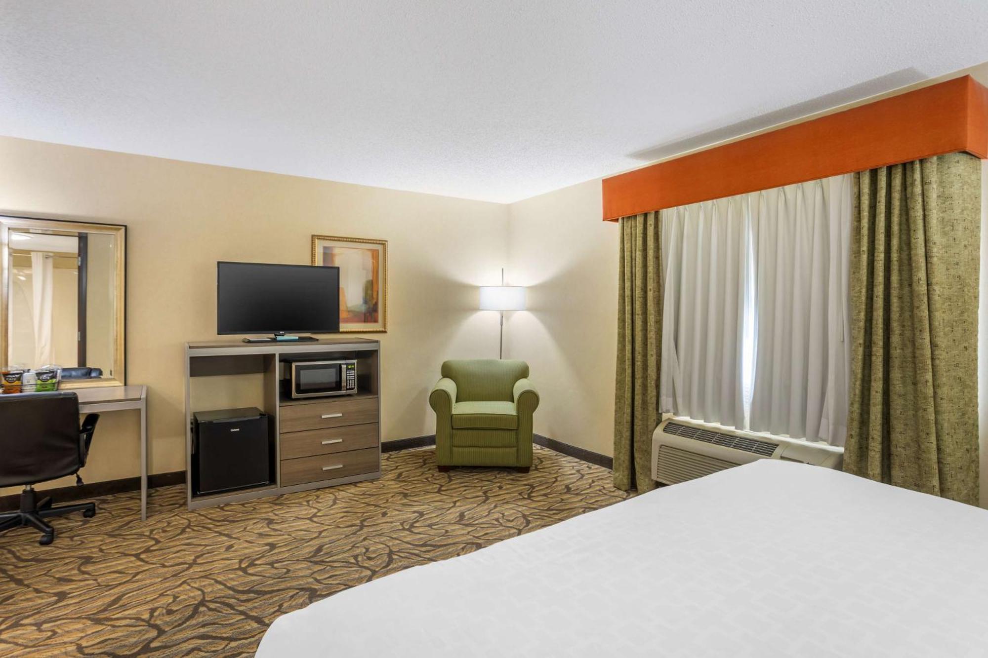 Best Western Danville Inn Bagian luar foto